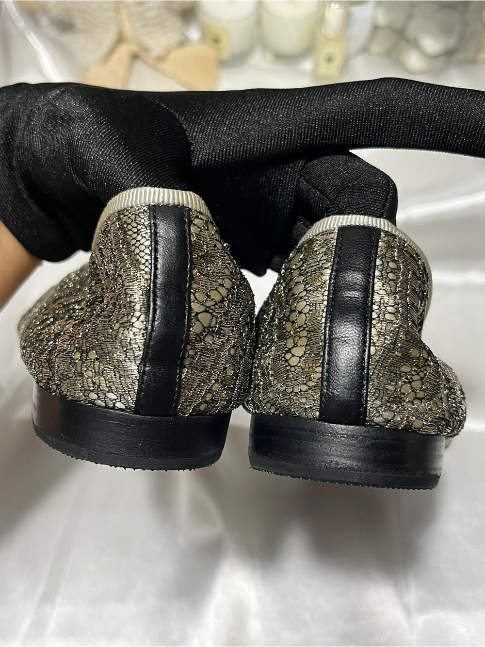 CHANEL Black Cap-Toe Tweed Ballet Flats with Gray Trim - Picture 3 of 10
